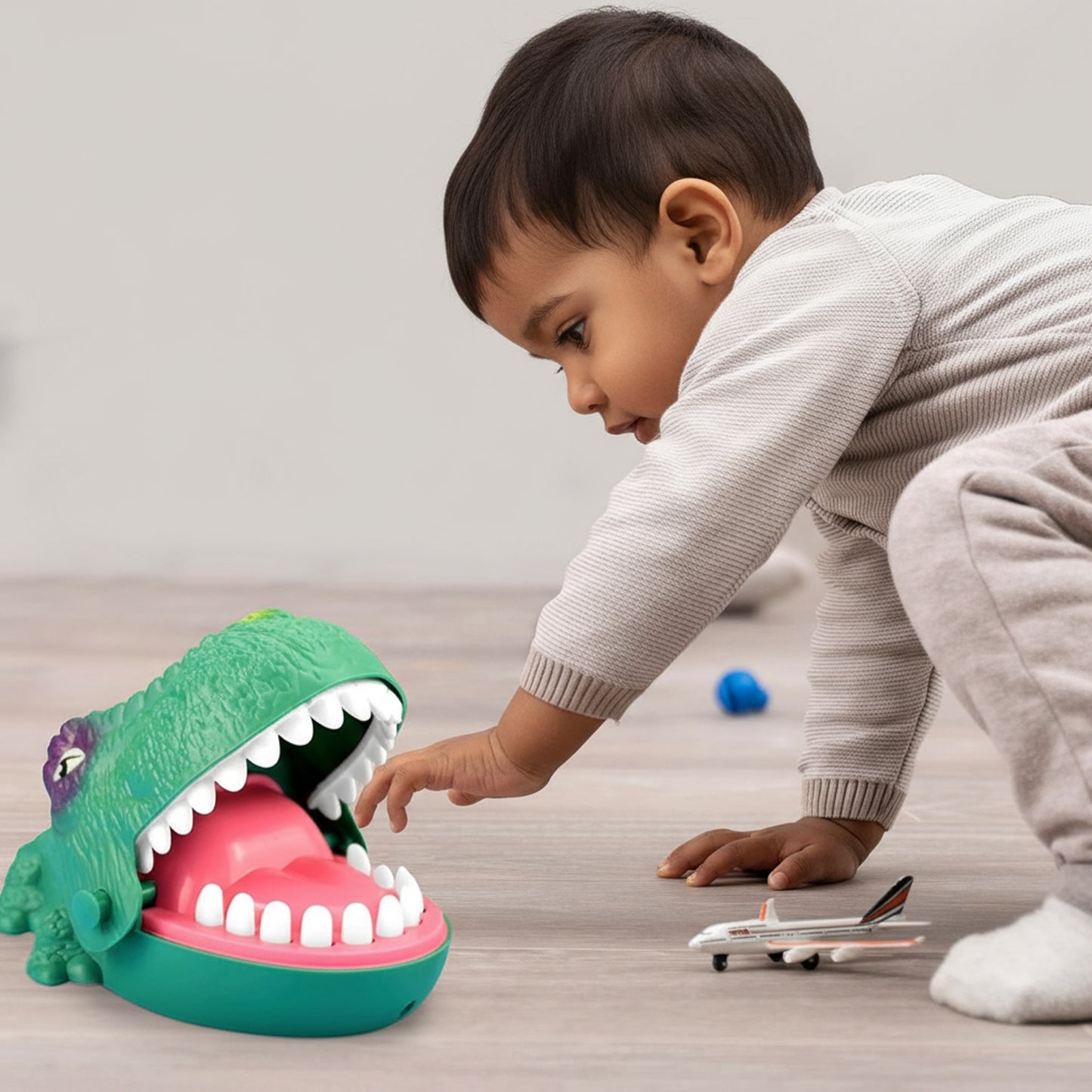 Crocodile Teeth Biting Finger Toy