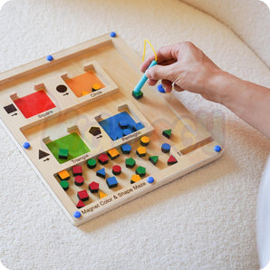 MAGNETIC COLOR SHAPE MAZE